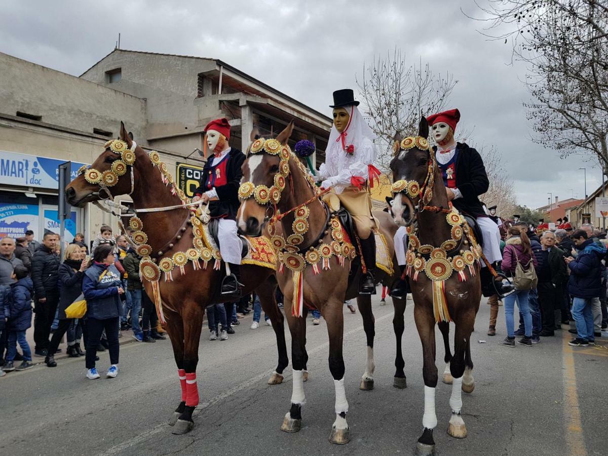 Appartamento Le Mansarde Oristano Exterior foto